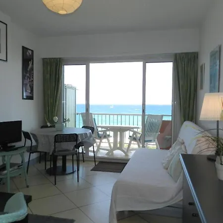 Studio Le Lavandou, 1 Piece, 3 Personnes - Fr-1-713-40