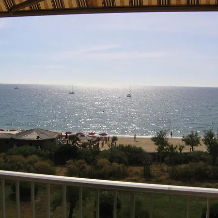 Studio Le Lavandou, 1 Piece, 3 Personnes - Fr-1-713-40 Apartment *